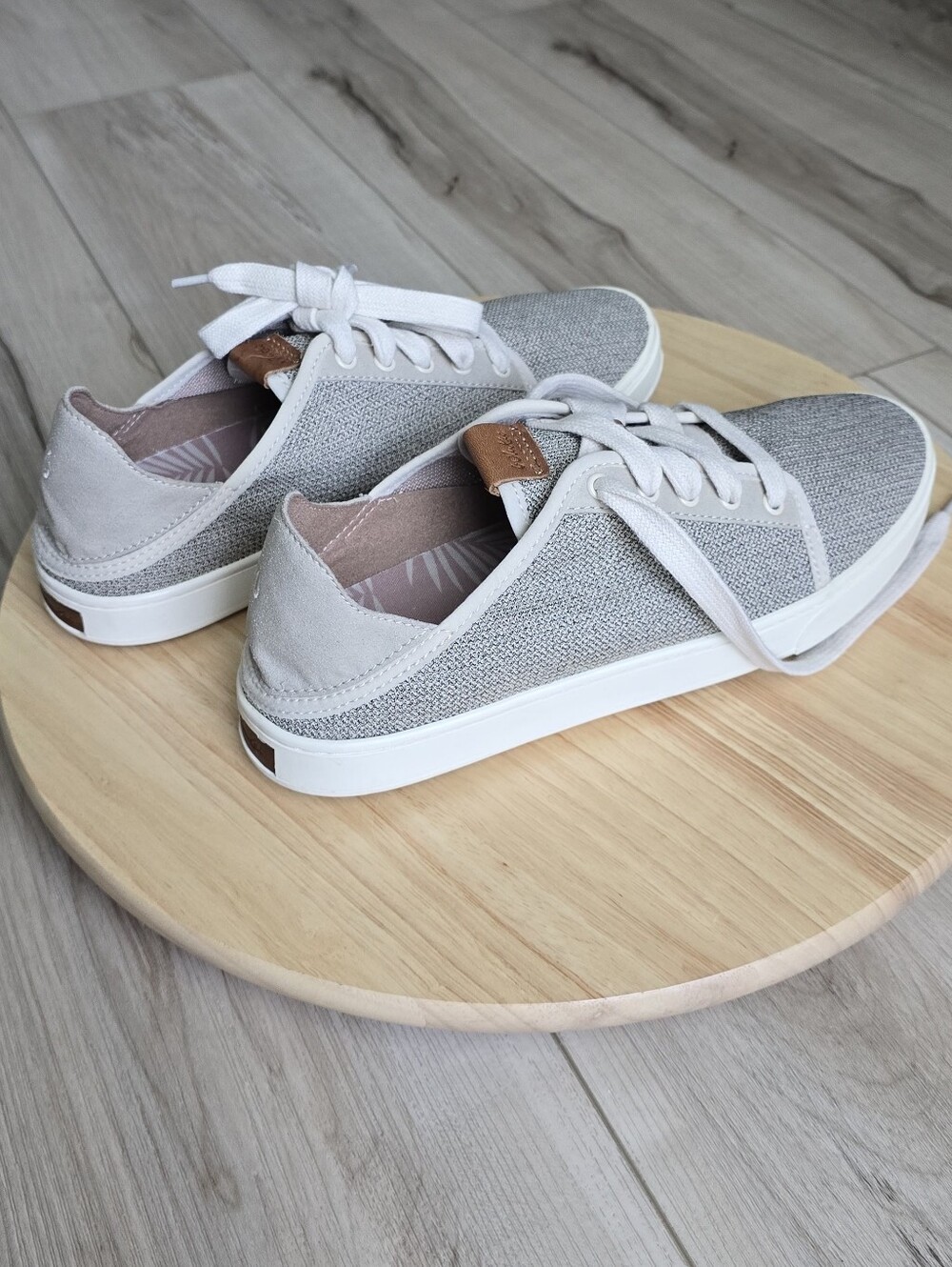 Olukai Sneakers - Picture 8 of 12
